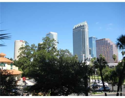 275 BAYSHORE BOULEVARD UNIT 1404 TAMPA, FL 33606