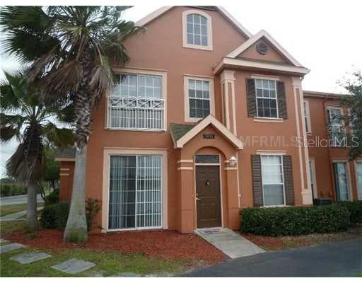 9850 LAKE CHASE ISLAND WAY UNIT 9850 TAMPA, FL 33626