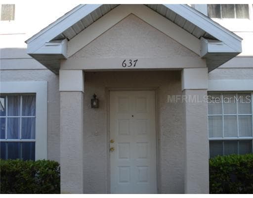 637 KENSINGTON LAKE CIRCLE BRANDON, FL 33511