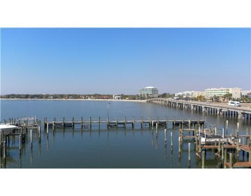 2 ADALIA AVENUE UNIT 305 TAMPA, FL 33606