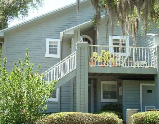 6011 LAKETREE LANE UNIT F TEMPLE TERRACE, FL 33617
