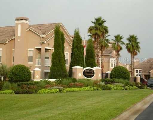 10450 VILLA VIEW CIRCLE UNIT 18 TAMPA, FL 33647