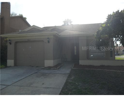 8612 TWIN FARMS PLACE TAMPA, FL 33635