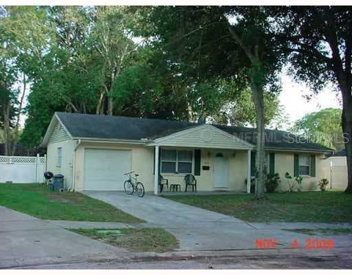 6805 CRESTHILL COURT TAMPA, FL 33615