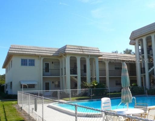 3850 13TH AVENUE N UNIT 201 ST PETERSBURG, FL 33713