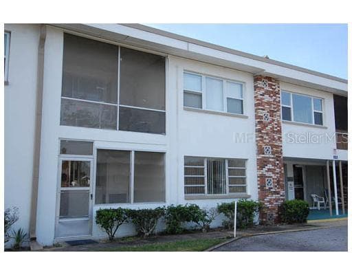416 73RD AVENUE N UNIT 103 ST PETERSBURG, FL 33702