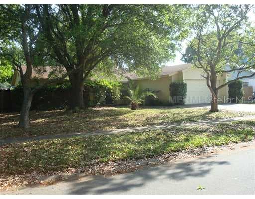 4808 HAYRIDE COURT TAMPA, FL 33624