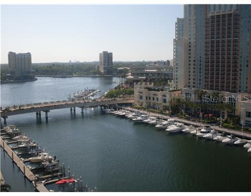 371 CHANNELSIDE WALK WAY UNIT 1103 TAMPA, FL 33602