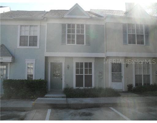 11303 GRANDVILLE DRIVE UNIT 11303 TEMPLE TERRACE, FL 33617