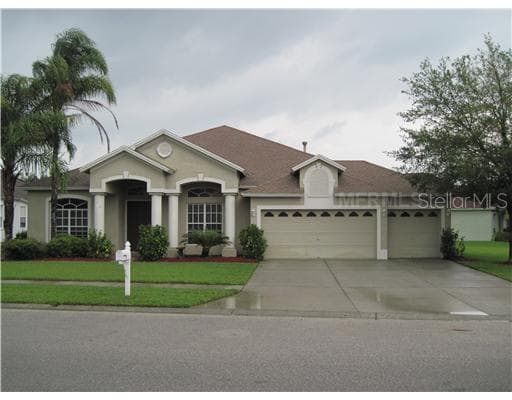 10130 QUEENS PARK DRIVE TAMPA, FL 33647