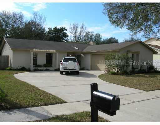 4412 LARKFIELD LANE TAMPA, FL 33624