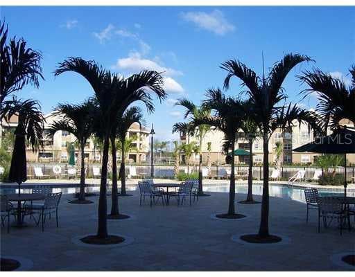 1530 VILLA CAPRI CIRCLE UNIT 102 ODESSA, FL 33556