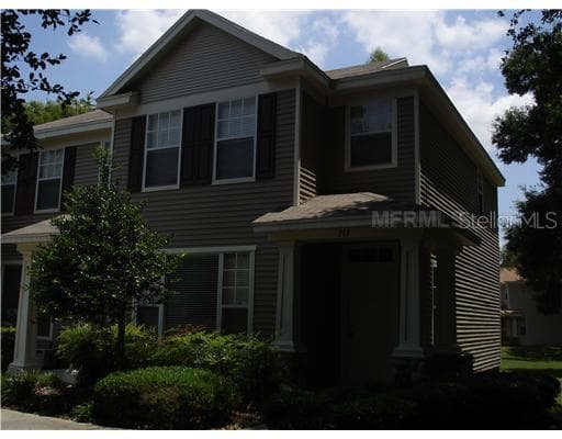 213 S GOLDEN POND COURT S VALRICO, FL 33594