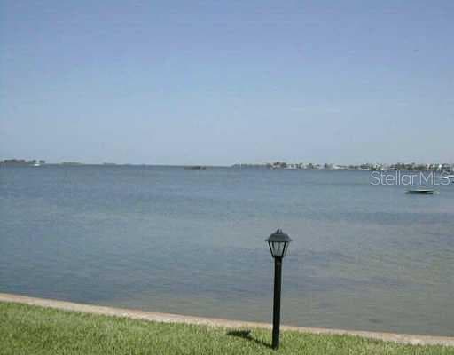 464 PAULA DRIVE N UNIT 215 DUNEDIN, FL 34698