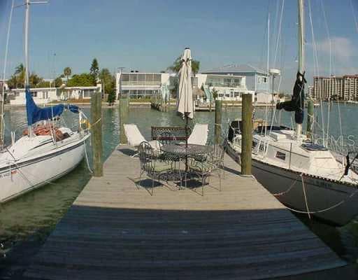 629 Bay Esplanade UNIT 4 Clearwater, FL 33767