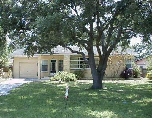 3340 Bayshore BOULEVARD NE St Petersburg, FL 33703