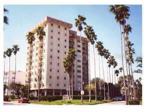 1120 North Shore DRIVE NE UNIT 1003 ST PETERSBURG, FL 33701