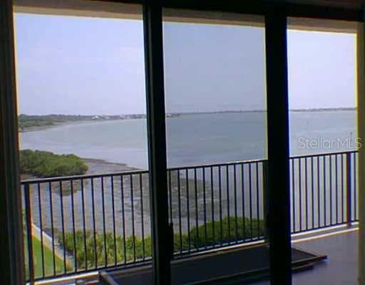 8 Belleview BOULEVARD UNIT 506 Belleair, FL 33756
