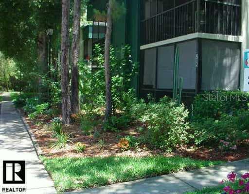 3300 FOX CHASE CIRCLE N UNIT 207 PALM HARBOR, FL 34683