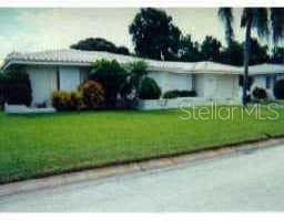 2315 Sunrise DRIVE St Petersburg, FL 33705