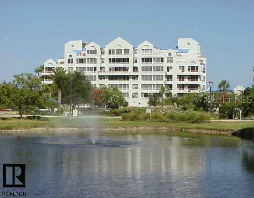 2333 Feather Sound Clearwater, FL 33762