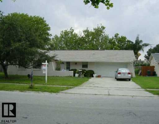 9868 82 STREET Seminole, FL 33771