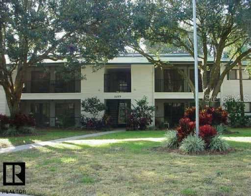 3277 Fox Chase CIRCLE N UNIT 211 PALM HARBOR, FL 34683