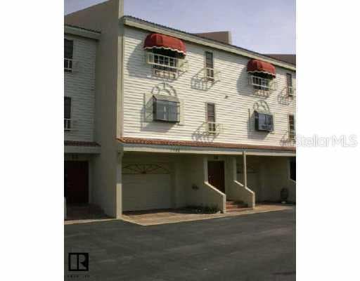 13 LIGHTHOUSE DRIVE UNIT 13 PASADENA, FL 33706