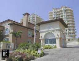 555 Fifth AVENUE NE UNIT 421 St Petersburg, FL 33701
