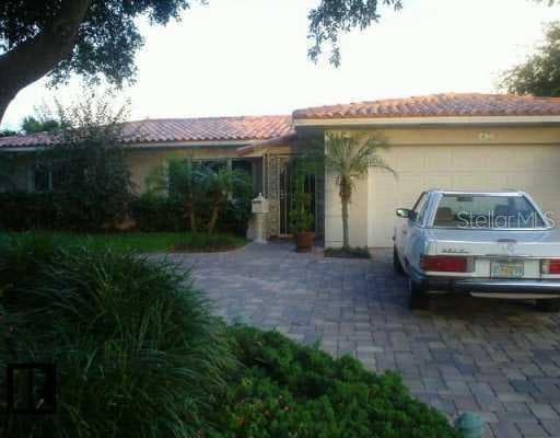 445 34th AVENUE NE St. Petersburg, FL 33704