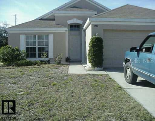 1702 Capri LANE Tarpon Springs, FL 34689