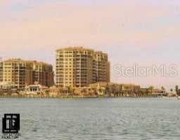 501 Mandalay AVENUE UNIT 33 Clearwater Beach, FL 33767