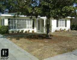 1466 Jacaranda CIRCLE N Clearwater, FL 33755