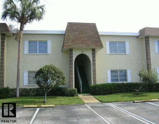 241 Mcmullen Booth ROAD S UNIT 34 Clearwater, FL 33759