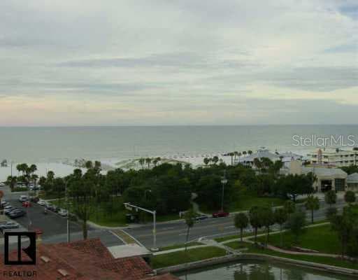 521 Mandalay AVENUE UNIT 804 Clearwater Beach, FL 33767