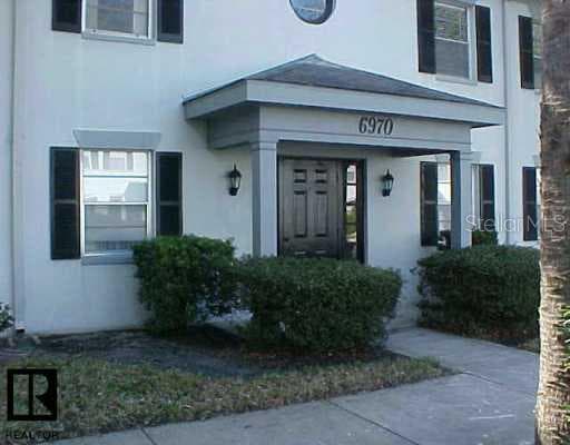 6970 Place De La Paix UNIT 2B South Pasadena, FL 33707