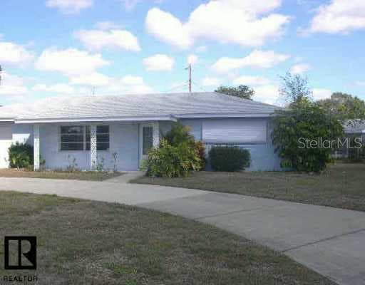 8805 110th LANE N