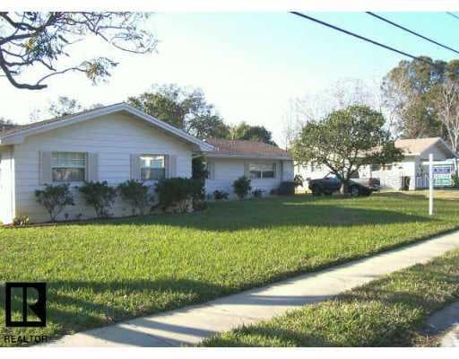 900 Wellington DRIVE Clearwater, FL 33764