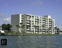 644 Island WAY UNIT 202 Clearwater, FL 33767