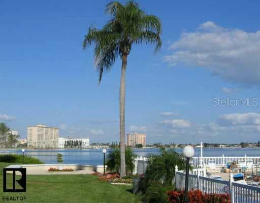 6322 Palma Del Mar BOULEVARD UNIT 102 St Petersburg, FL 33715
