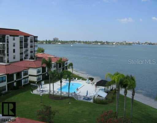 6145 Sun UNIT 606 St. Petersburg, FL 33715