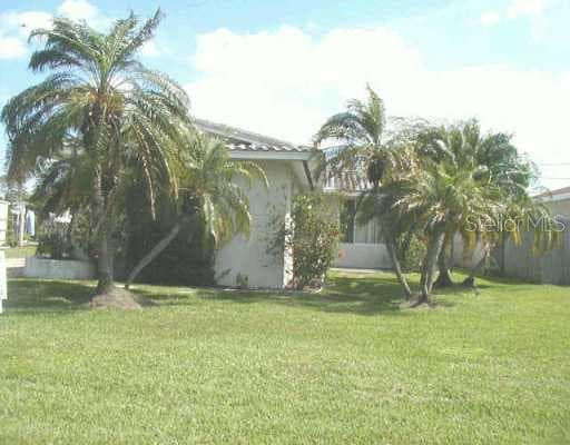 16109 1st STREET E Redington Beach, FL 33708