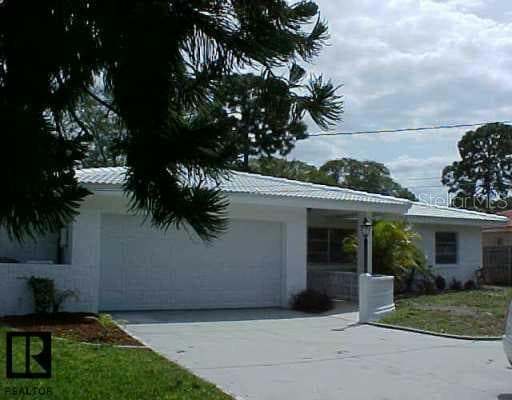4919 Shore Acres BOULEVARD NE St Petersburg, FL 33703
