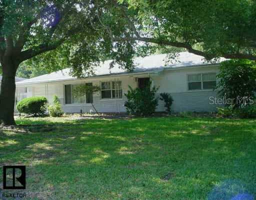 5884 4th AVENUE S St Petersburg, FL 33707