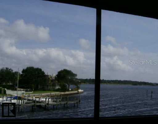 1810 Mariner DRIVE UNIT J-103 Tarpon Springs, FL 34689