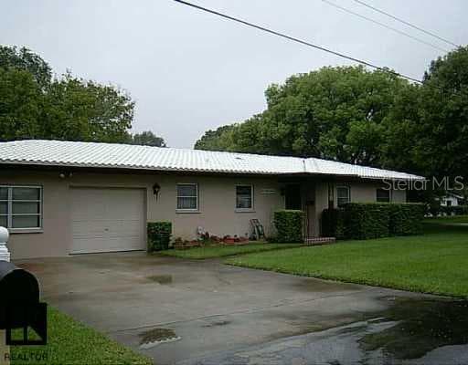 1067 Angle ROAD Dunedin, FL 34698