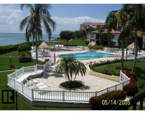 6104 Palma Del Mar BOULEVARD UNIT 211 St Petersburg, FL 33715