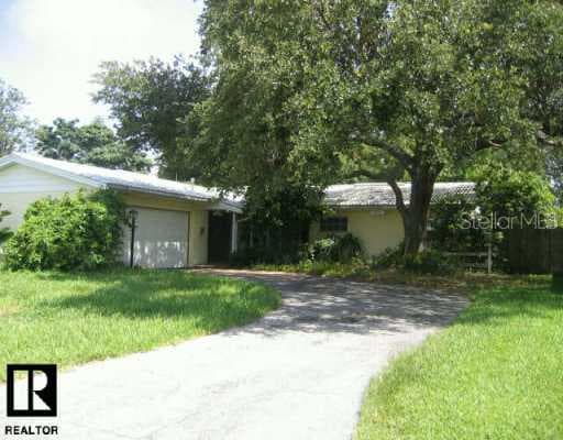 6925 12th AVENUE N ST. PETERSBURG, FL 33710