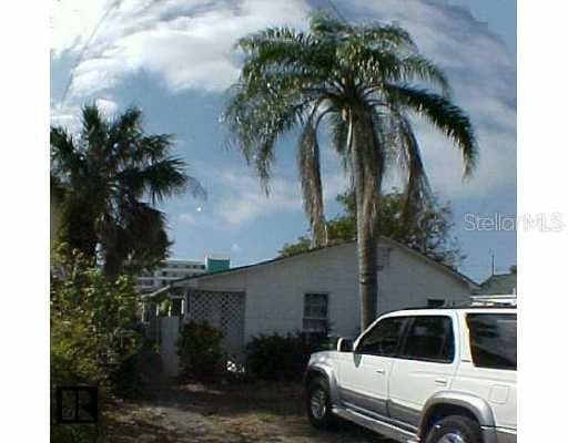 13324 1st STREET E Madeira Beach, FL 33708