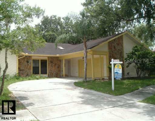 621 Fayette DRIVE Safety Harbor, FL 34695